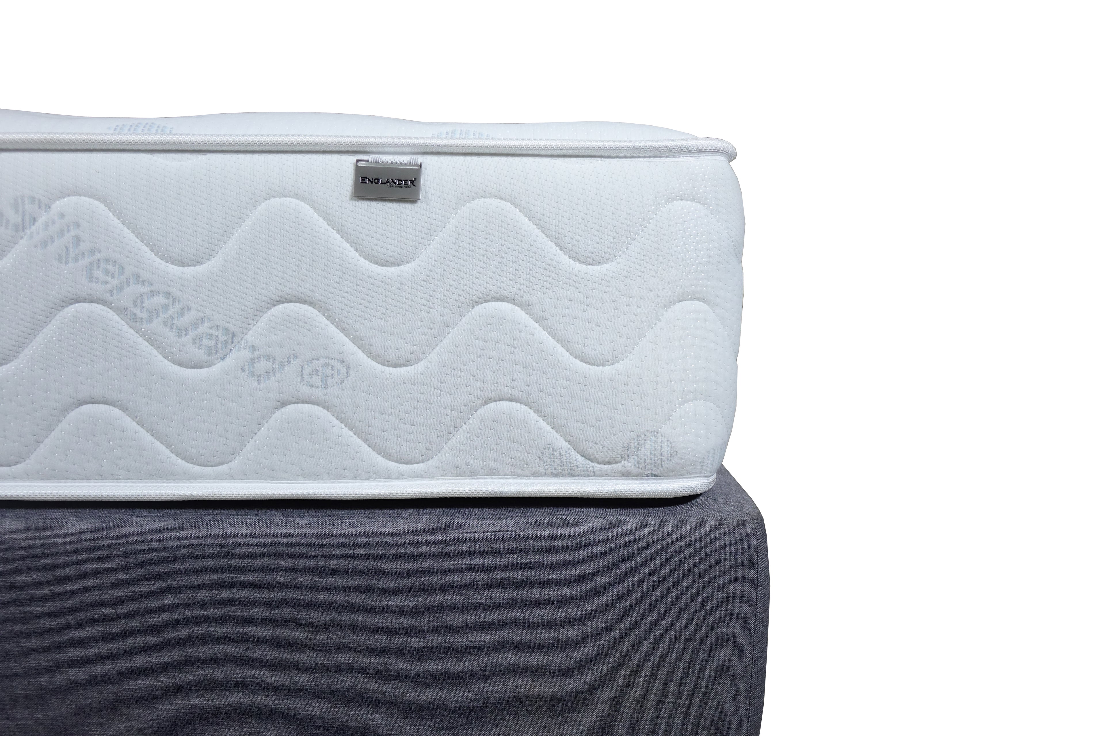 Close up of Metal Tag in spinal Guard Mattress